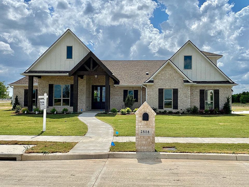 1st image of 2808 Fawnwood Ct