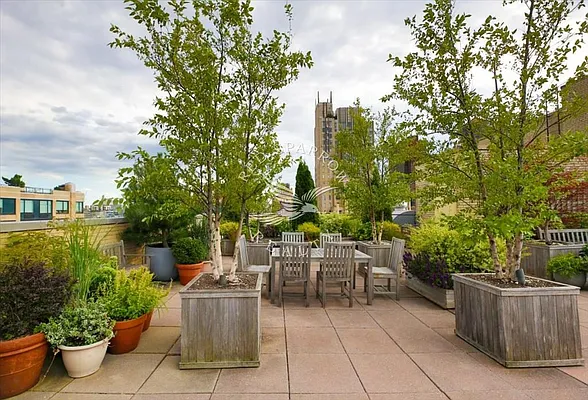 Rented by Red Sparrow Realty Group | media 12