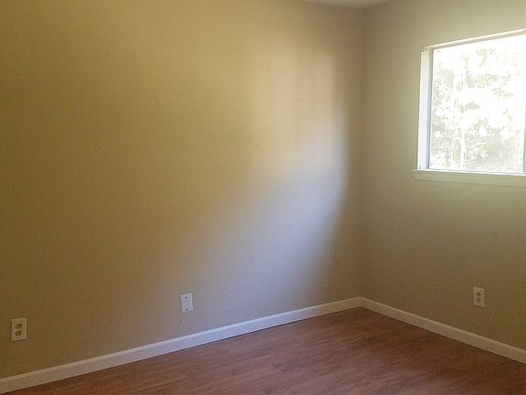 5th image of 542 Park Field Dr
