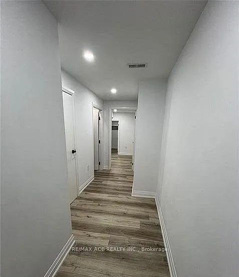 1 bed, $1,000 — Photo 4