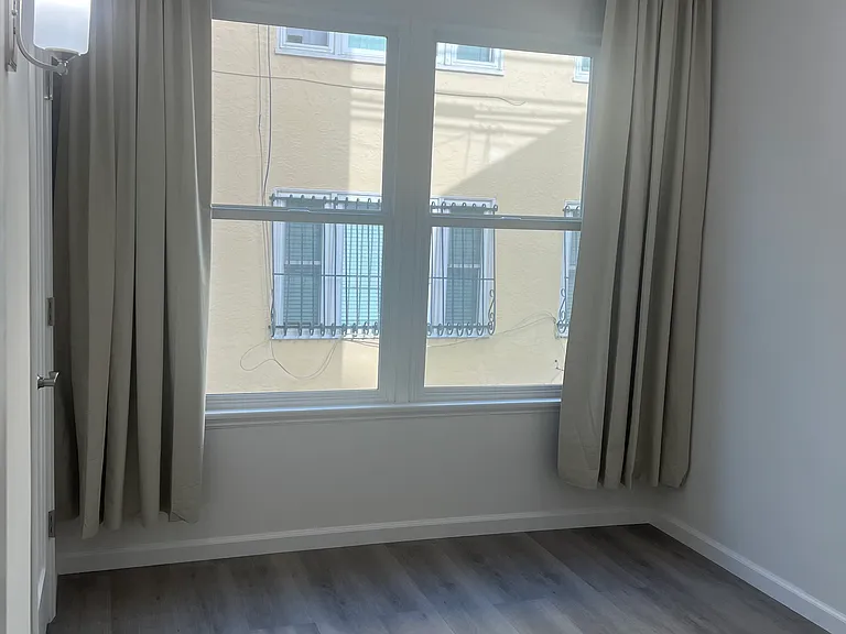 4915 E Ocean Blvd #6 — Photo 8