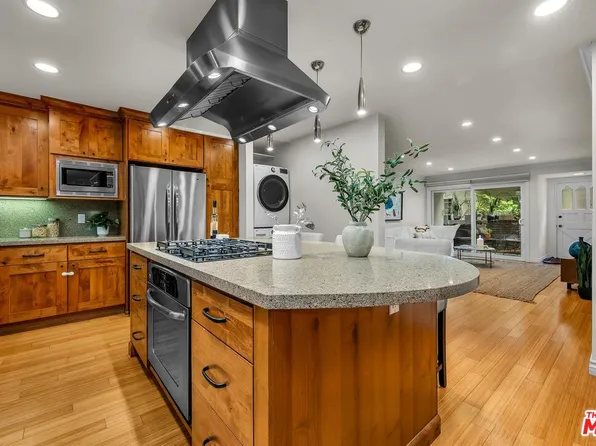 1315 Stanford St APT 3, Santa Monica, CA 90404