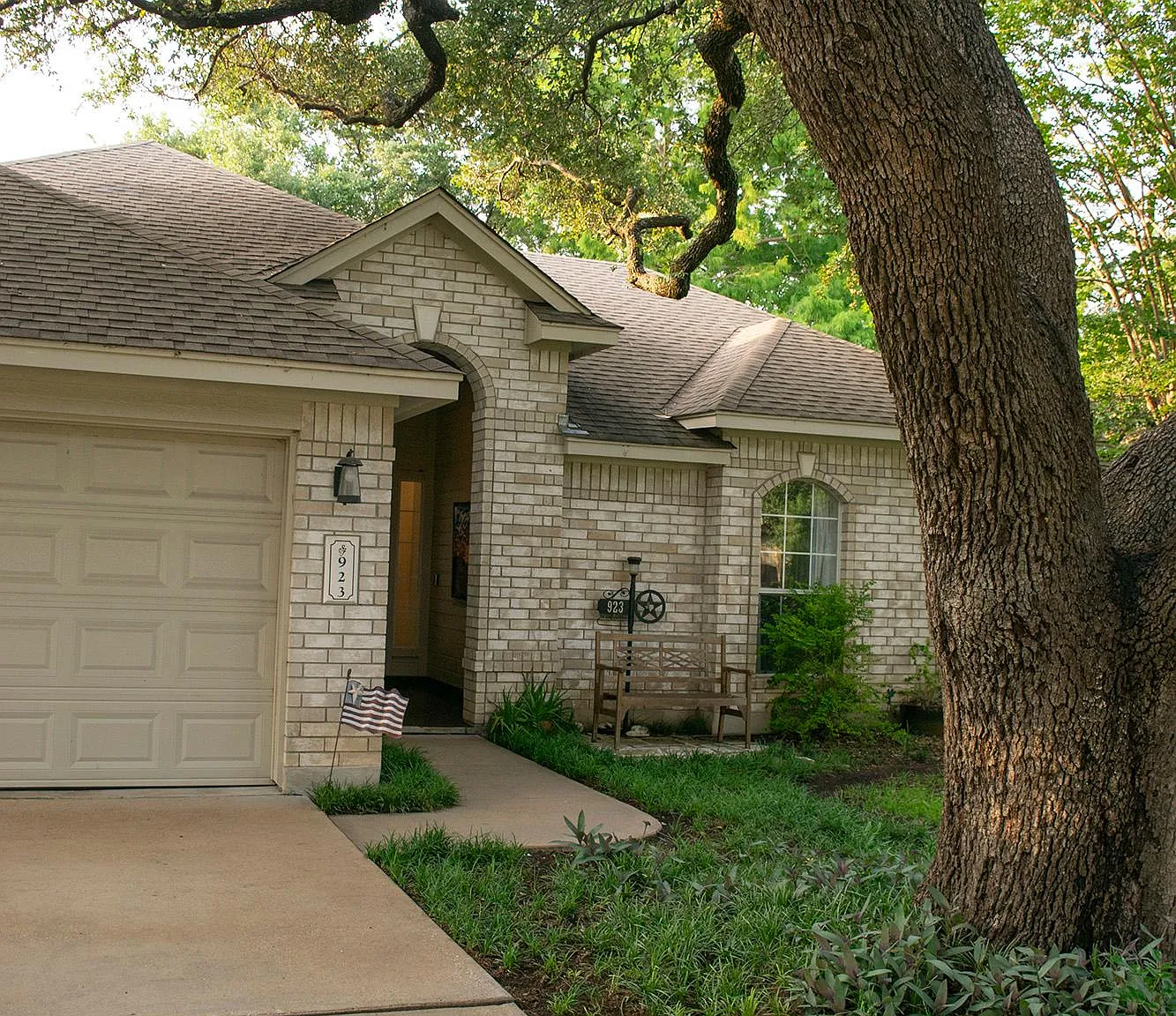 3 bed, 1452 sqft, $2,700 — Photo 2