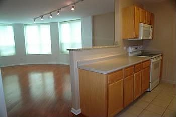 4th image of 345 N La Salle Dr APT 3605