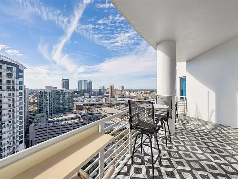 1209 E Cumberland Ave #2601 — Photo 97