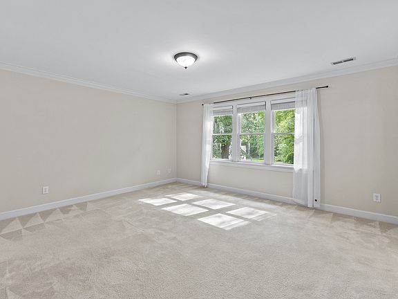 5th image of 103 La Quinta Ct