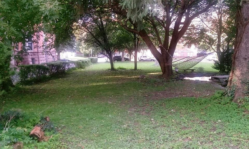 1st image of 276 Summer St