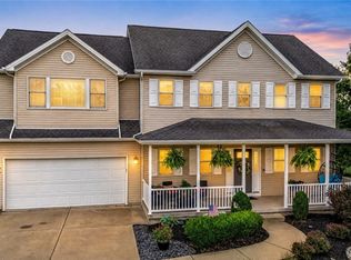 9479 Boxwood Dr, Clarence Center, NY 14032