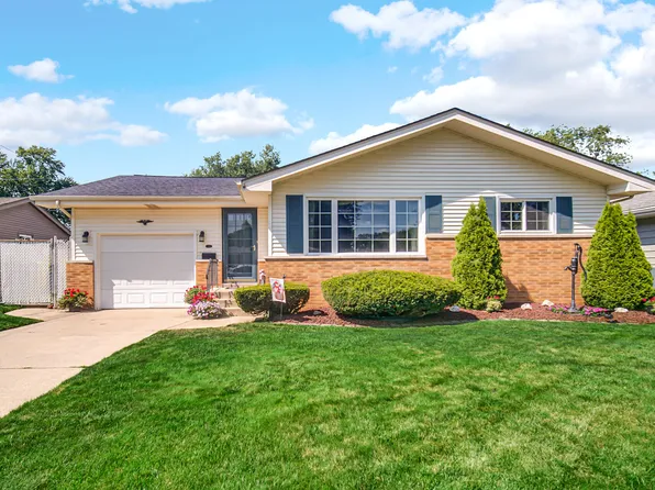 118 Minter Dr, Griffith, IN 46319