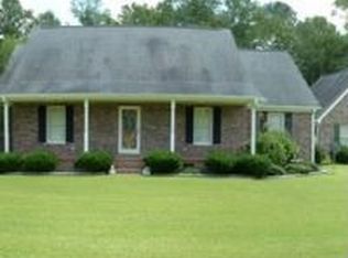 2332 Folly Grove Rd, Hemingway, SC 29554