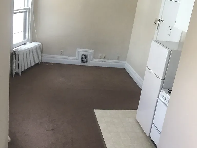 2314 Bryant Ave S #4 — Photo 7