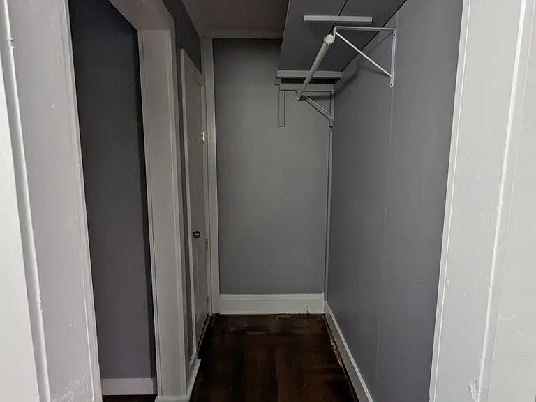 44 White St — Photo 9