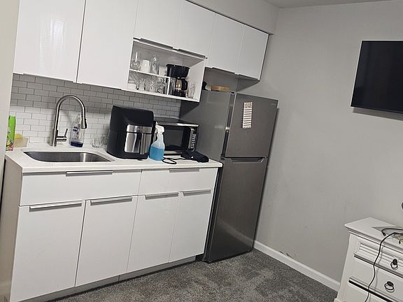 2nd image of 4431 Maple Wood Dr