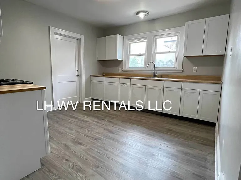 3524 Orchard St #2 — Photo 3