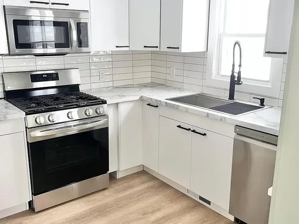 900 Taylor St, Bay City, MI 48708