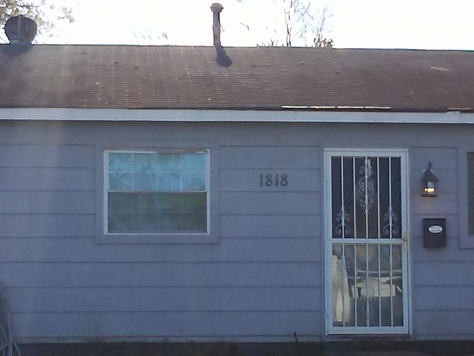 2nd image of 1818 Darville Dr