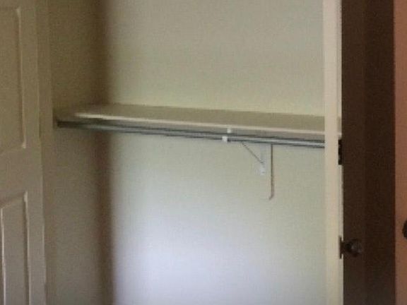 5th image of 804 W Tahlequah St APT B