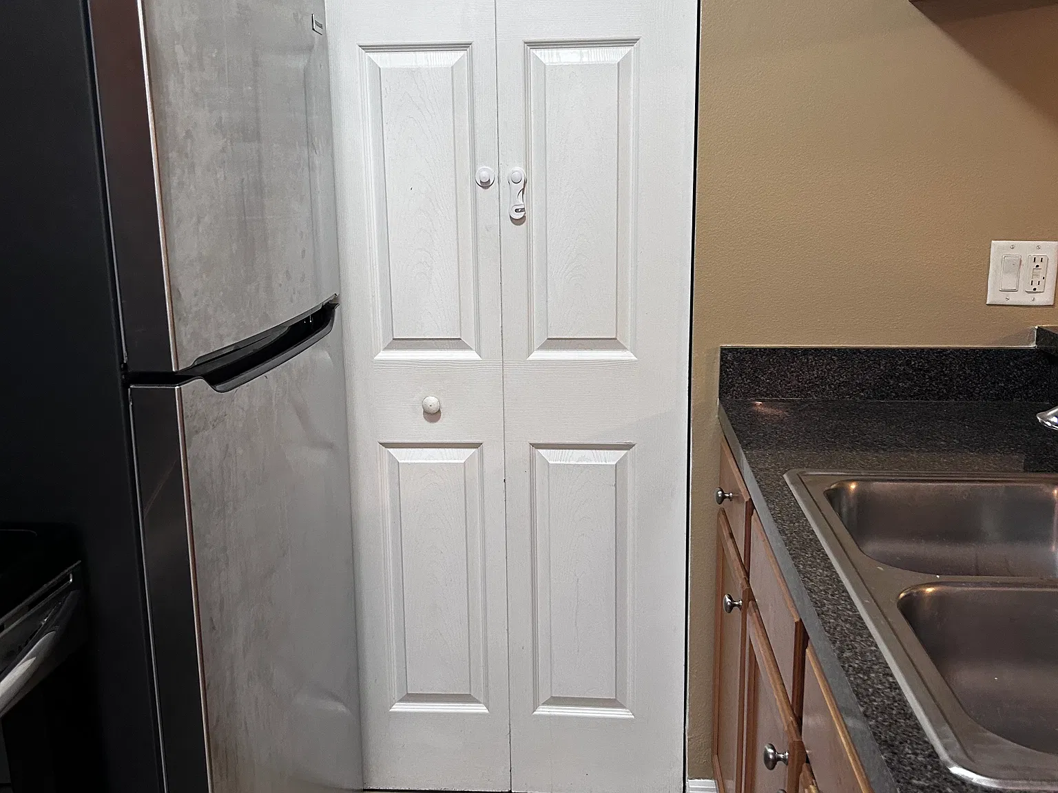 209 Lake Brook Cir — Photo 3