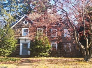 933 Cedarbrook Rd, Plainfield, NJ 07060