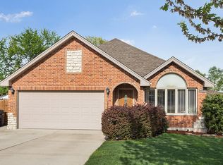 9315 S 81st Ave, Hickory Hills, IL 60457