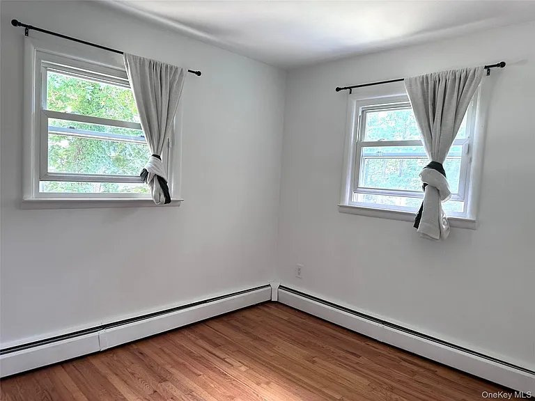 171 Roosevelt Rd — Photo 17