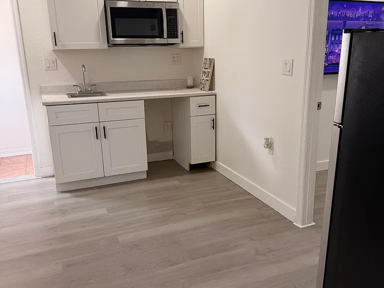 701 Woodling Pl — Photo 5