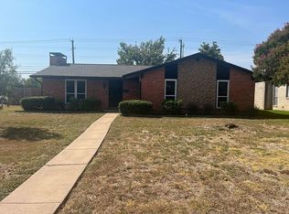 1902 Tiehack Ln, Garland, TX 75044