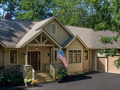 62 Two Ponds Rd, Sapphire, NC, 28774