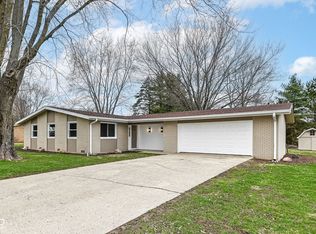 13700 W Mound Rd, Daleville, IN 47334