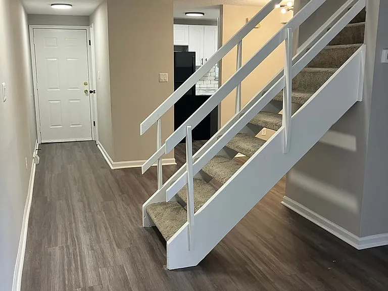Coventry Court Townhomes — Photo 77