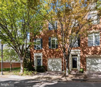 4925 Waple Ln, Alexandria, VA, 22304