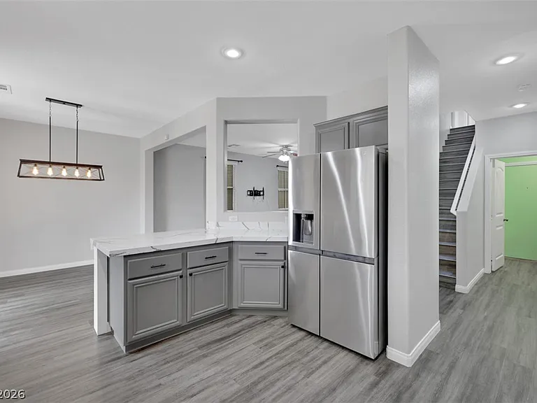 7830 Shingle Beach St — Photo 5