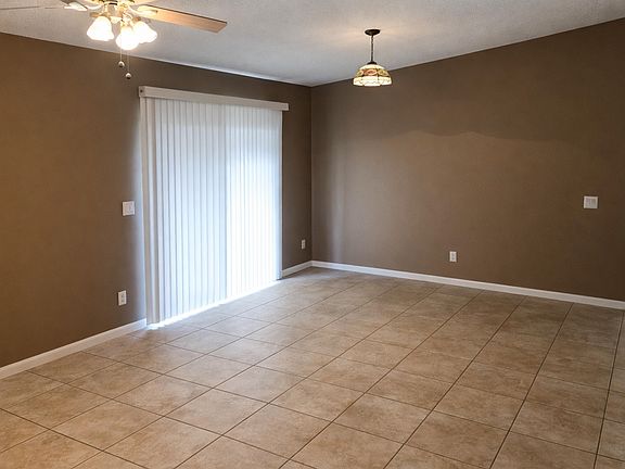 3rd image of 3742 SW Masilunas St