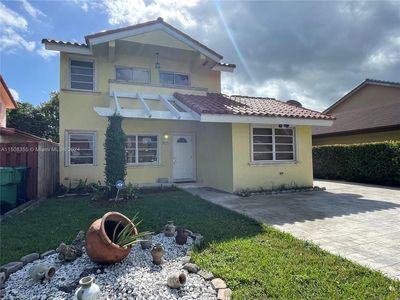 9028 Grand Canal Dr, Miami, FL, 33174