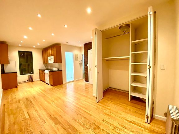 2nd image of 511 E 78th St APT 3C