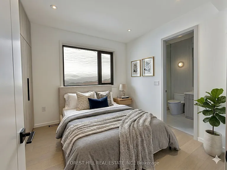 42 Cameron Ave — Photo 24