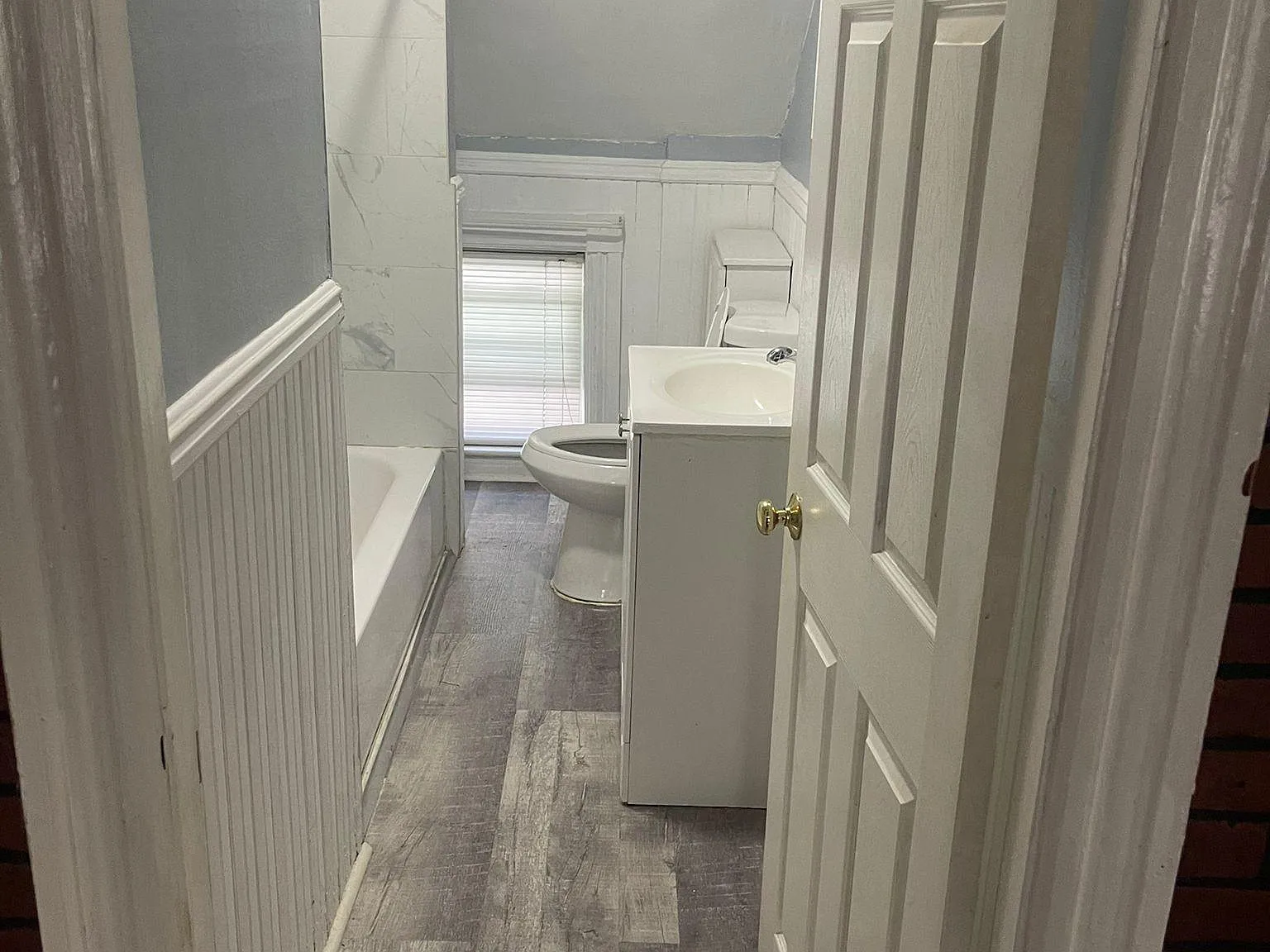 2 bed, 1000 sqft, $1,675 — Photo 2