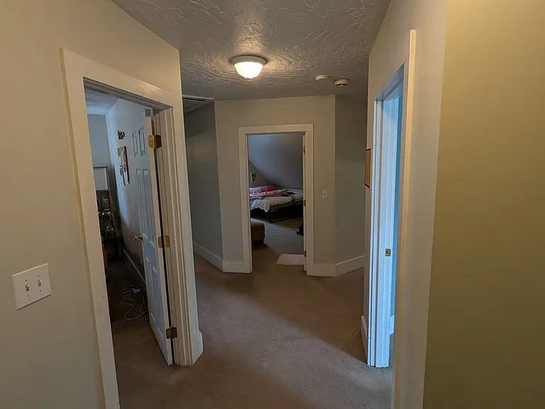 33 Thatcher St #A — Photo 13