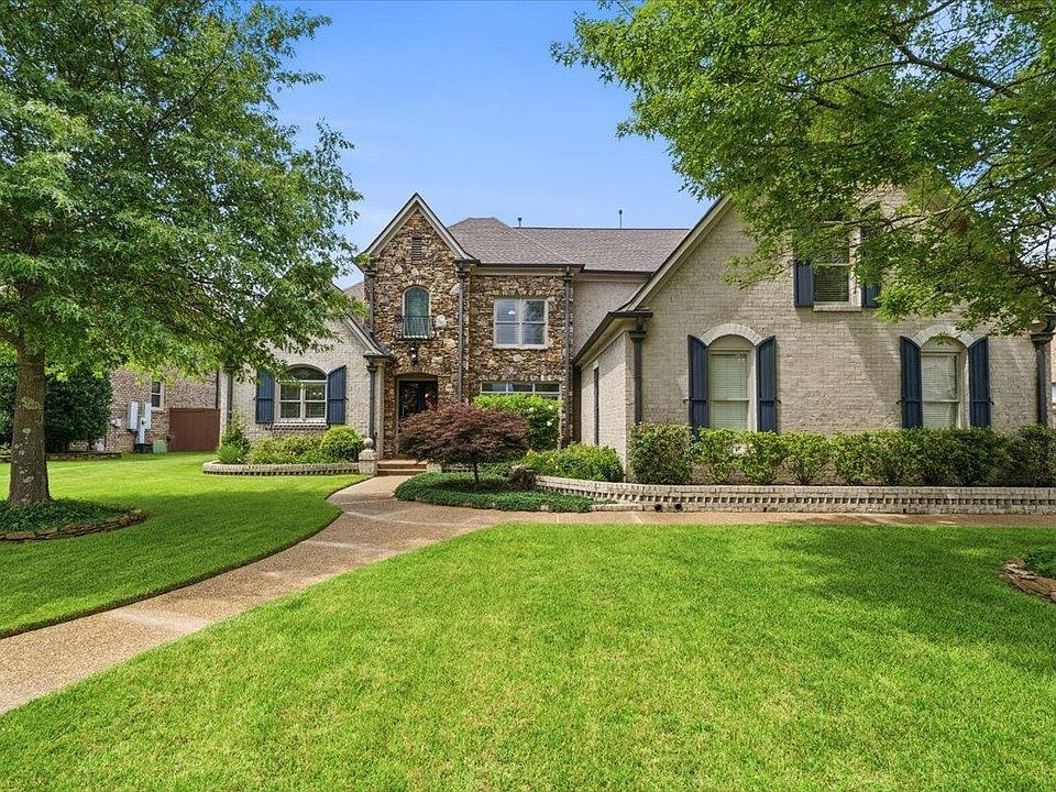 1st image of 1214 Saddle Rock Ln