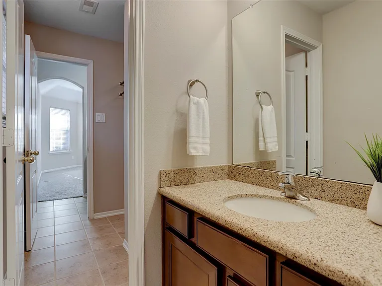 13419 Sunset Bay Ln — Photo 33