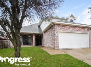 310 Wolfe St, Cedar Hill, TX 75104