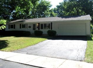 513 Topaz Ln, Madison, WI 53714