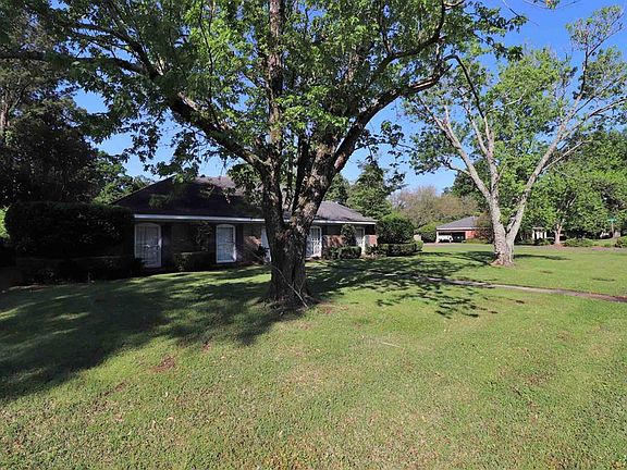 3rd image of 2700 Indian Mound Blvd #10