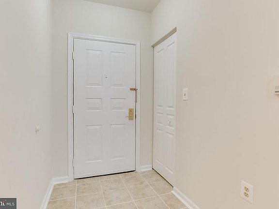 3rd image of 12919 Alton Sq APT 106