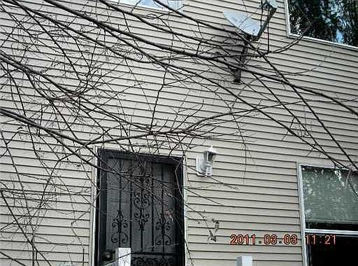 5th image of 2222 Saint Louis St