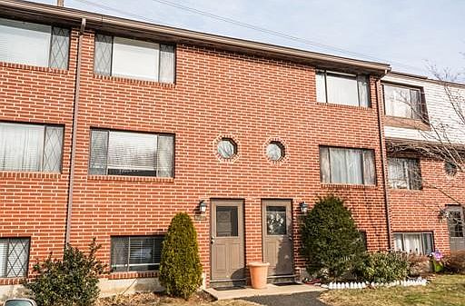 1st image of 429 Farrwood Dr #429