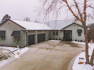 3201 S Nic Ann Ct, Sioux Falls, SD, 57103
