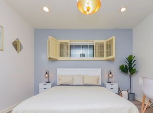 401 S Rodeo Dr #F, Beverly Hills, CA 90212