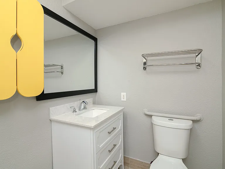 Avera Living - Memorial Apartments — Photo 50