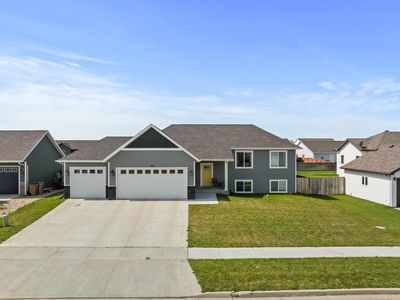 69 Olive Tree Cir NE, Minot, ND, 58703